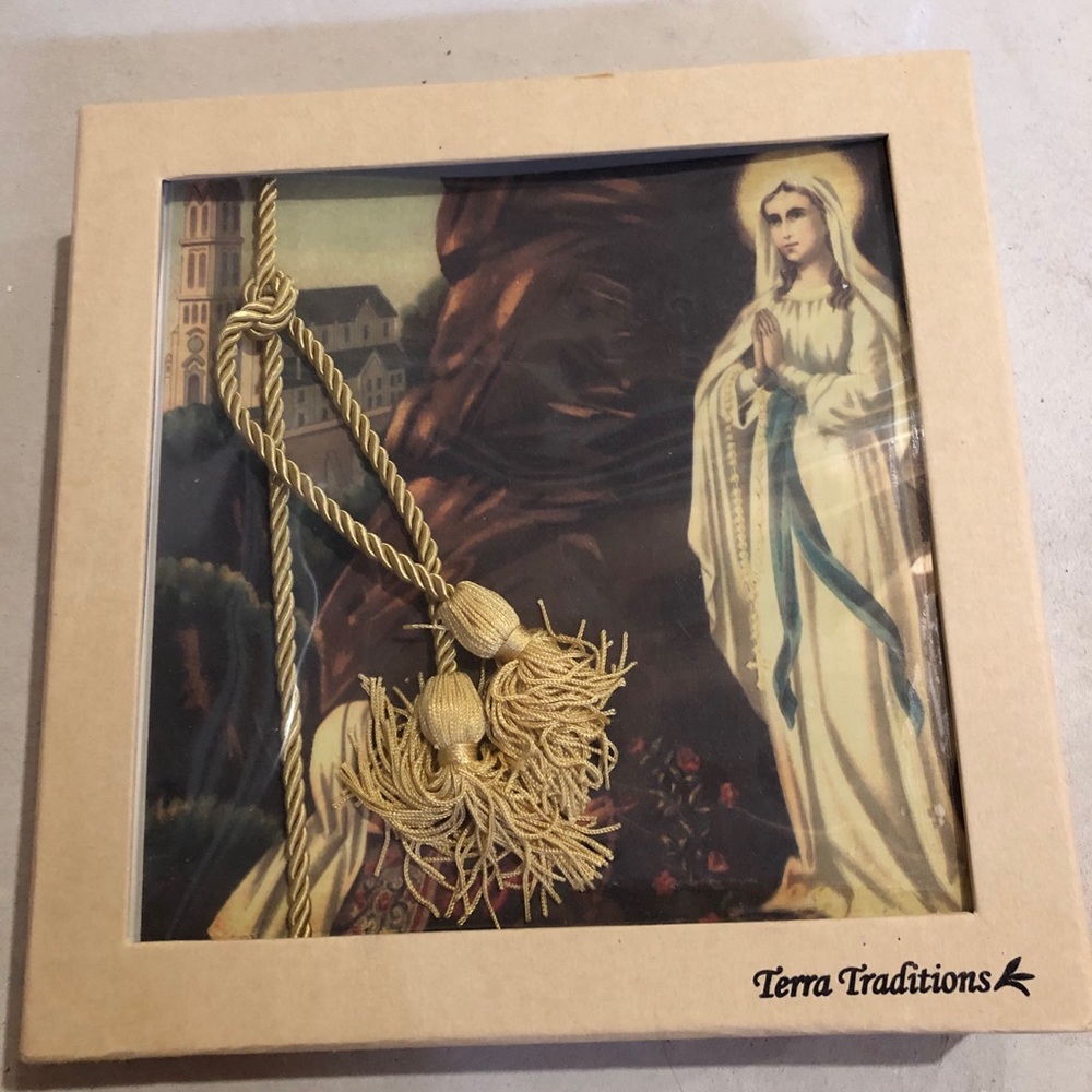 Terra Traditions Our Lady of Lourdes Photo Album